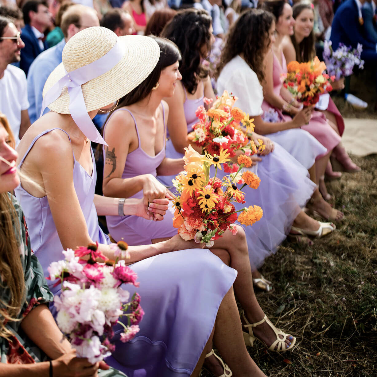 Votre mariage, Mariée, Pour un mariage, Mariés, Pour votre mariage, Salle de réception, Livraison de fleurs, Fleurir, Demoiselles, Lieu de réception, Décoration de mariage, Mariées, Demoiselles d honneur, Futurs mariés, Marié, Cérémonies, Décoration de table, Demoiselle, Table mariage,  Marier, Demoiselle d honneur, Convives, Mariage fleurs, Salle de mariage, Noces, Préparatifs, Jeunes mariés, Mariez, Notre mariage, Thème de mariage, Robe de mariée , Mariage romantique, Rose mariage, Bouquets de mariées, Lieu de la cérémonie, Cocktail , Réceptions, Réception de mariage, Table des mariés, Centre de table, Centres de tables, Orchidées, Bouquet de mariée, Boutonnière, Pétales, Fleurs de mariage, Centres de table, Couronnes, Bouquet de mariage, Boutonnières, Déco de table, Décoration de voiture, Déco de mariage, Cérémonie de mariage, Voiture des mariés, Autel, Bouquets de mariée, Cérémonie laïque, Buffets, Voiture mariage, Arche,  Chemin de table, Bancs, Fleur mariage, Centre de table mariage,  Guirlande, Décorations,  Vase, Décorer, Vases, Ruban, Décors, Rubans, Pots, Contenants, Bougies, Vase en verre, Arche, Céramique, Sublimer, Suspendre, Habiller, Piquer, Agrémenter, Fraîches, Fleuries, Originales, Champêtre, Vertes, Romantique, Fraîcheur, Fleuri , Pastel , Végétal , Séchées, Personnalisées, Ronds, Bohème, Originaux, Coloré, Décoratifs, Beau bouquet, Décoratif, Champêtres,