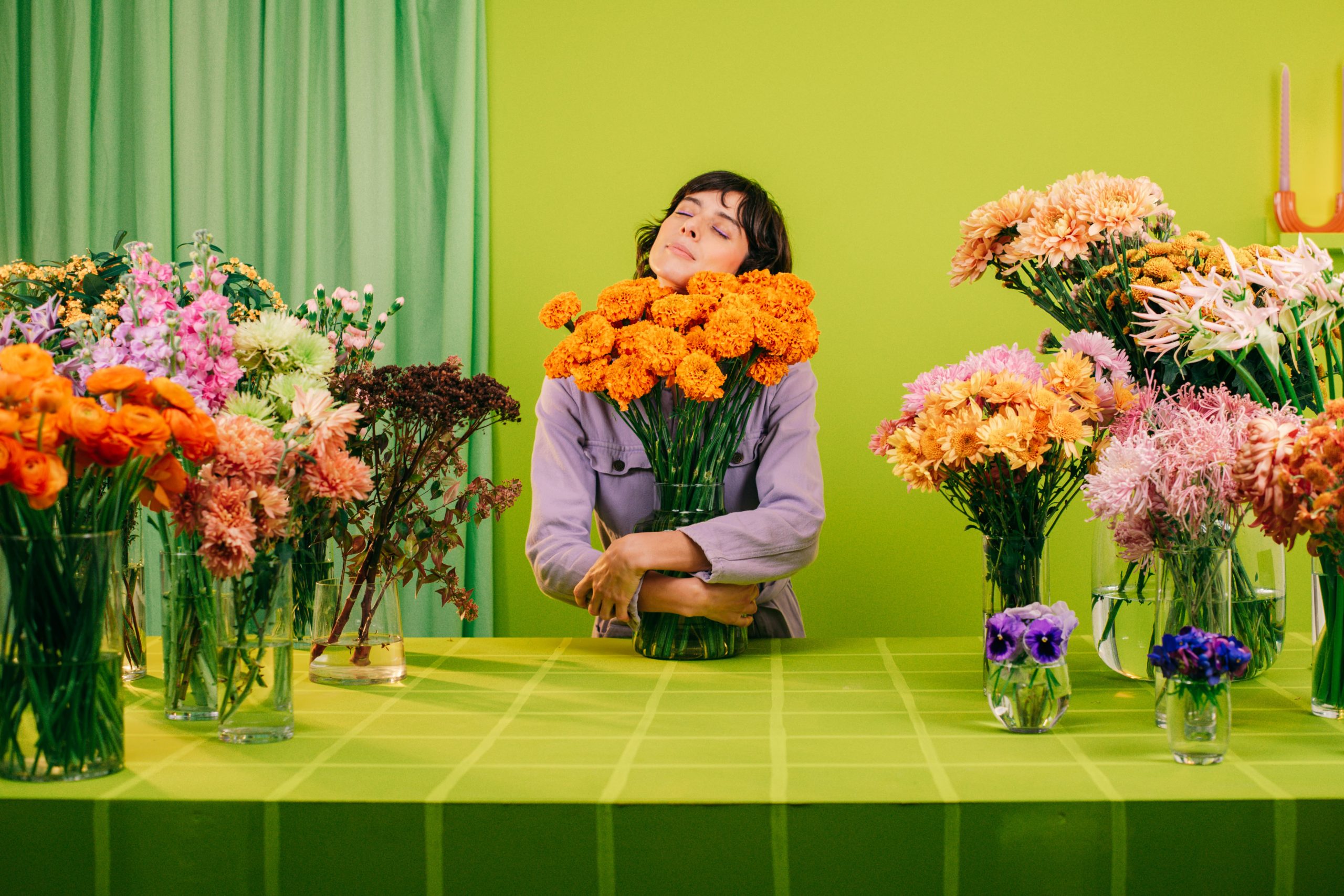 cours en ligne, cours design floral, formation en ligne, plateforme elearning, elearning, cours en ligne fleuriste, cours fleuriste, cours design floral, cours art floral, nebbia studio, compositions florales, bouquet, composition florale, végétal, coupées, fleurs coupées, arrangements floraux, originales, artificielles, fleuristerie, botanique, décoration florale, fraîches, magasin de fleurs, horticulture, boutique de fleurs, plantes vertes, fleurs fraîches, vertes, créations florales, fleurs et plantes, bouquet de fleurs, votre mariage, décorations, fleurs artificielles, fleurs de saison, confection, jardinerie, événementiel, bouquet de mariée, vases, bouquets de fleurs, centre de table, décors, décorations florales, fleuries, horticoles, brevet de maîtrise, niveau bac, bac pro, vase, plantes à fleurs, pétales, fleuri, végétale, cfa, grande surface, personnalisés, tulipes, réaliser des compositions, aptitude, libre service, arbustes, grossistes, apprenti, deuil, apprentis, couronnes, productions horticoles, horticole, séchées, tiges, techniques de vente, bts, livraison de fleurs, compositions originales, suivre une formation, cours d art floral, expérience professionnelle, natura dis, commerçant, professionnalisation, artisanal, langage des fleurs, pour un mariage, ronds, mariés, boutonnière, pots, pour votre mariage, lycée professionnel, marchés spécialisés, fonds de commerce, votre budget, mfr, lys, pépinière, toutes les occasions, gestion des stocks, produits du jardin, contrat d apprentissage, service de livraison, vendeur spécialisé, aptitudes, vie professionnelle, jardineries, livraisons, chambre de métiers, cours d art, chambre syndicale des fleuristes, fleurs séchées, sens artistique, contenants, se former, assure la vente, spécialiser, btsa, vente de fleurs, formation en alternance, certificat d aptitude, végétales, saint valentin, qualification professionnelle, orchidée, réceptionner, vie active, roses rouges, décoratifs, cpf, niveau iv, feuillages, orchidées, fleurs de mariage, technicien conseil, esprit créatif, grandes surfaces, environnement économique, personnalisées, bouquet rond, cned, horticulteur, fiche métier, point de vente, contenu de la formation, fin de formation, feuillage, champêtre, titulaires, vae, exerce une activité, création d entreprise, arrangements de fleurs, centres de table, fraîcheur, caractère artisanal, activité à caractère, projet professionnel, enseignement professionnel, diplômante, fête des mères, reconvertir, par alternance, technico, décoration de table, florajet, enseignement adapté, formation diplômante, congé individuel, grossiste, notre mariage, offrir des fleurs, type de formation, diplômantes, technique de vente, juridique et social, chef d entreprise, belles fleurs, hôtellerie, bouquets ronds, commercialisation, conseille la clientèle, pâques, exercice du métier, lieu de réception, enterrement, salle de réception, formation des fleurs, piquée, abonnement floral, métiers d art, événements de la vie, trouver un fleuriste, formation cap, technicien supérieur, fleurs à domicile, parfums, gerbes, espace floral, formation pour devenir, éducation nationale, événements professionnels, fidélisation, vendeuse, pratique professionnelle, gestion d entreprise, individuel de formation